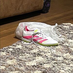 Stylish Pink and White Women's Sneakers